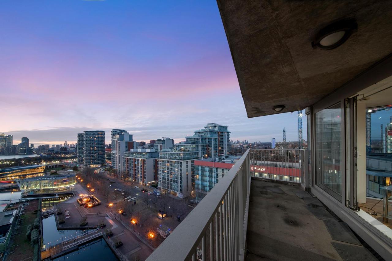 Excel 3 Bedroom Apartment Near City Airport And O2 Arena London Bagian luar foto